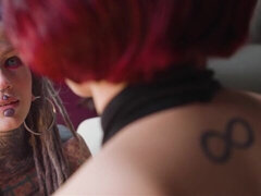 Anális szex, Ujjazás, Csókolózás, Leszbikus, Maszti, Leborotvált, Tini, Begyek