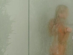 Badkamer, Grote mammen, Blond, Masturbatie, Doordringend, Kut duiken