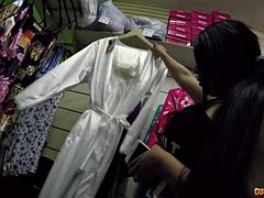 Μεγάλος πούτσος, Πίπα, Λατίνα