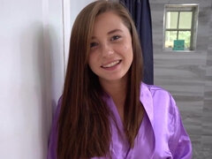 18, 화장실, 흑갈색 머리, 크림파이, 사정 샷, Hd, 셀카, 젖가슴