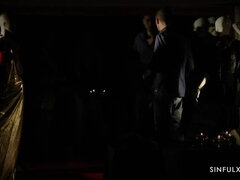 Hatvankilences, Szőke, Leszbikus, Nyalás, Fehérnemű, Természetes mellek, Orgazmus, Szopás