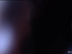 Brunette brune, Lesbienne, Masturbation, Jouets