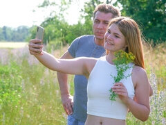 Arsch, Blondine, Blasen, Küssen, Lecken, Natürlichen titten, Im freien, Jungendliche (18+)