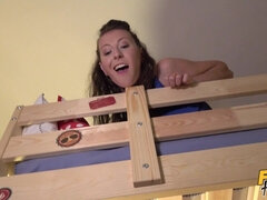 Perse, Makuuhuone, Isot tissit, Ruskeahiuksinen, Tsekki, Farkut, Tatuointi, Kolmen kimppa