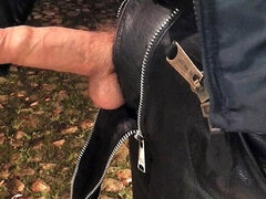 Leie, Grosser schwanz, Spermaladung, Schwul, Deutsch, Pissen, Solo, Uniform