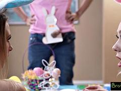 Grosse bite, Blonde, Sucer une bite, Compilation, Éjaculation interne, Tir de sperme, Pov, Plan cul à trois