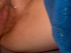 Gode, Femelle, Poilue, Femme au foyer, Fille latino, Masturbation, Vibromasseur, Épouse