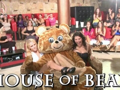 Verga grande, Negro, Mamada, Cfnm, Bailar, Grupo, Orgía, Fiesta