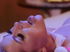 Kont, Kont, Slaapkamer, Grote mammen, Lesbisch, Tatoeage, Speelgoed, Nat