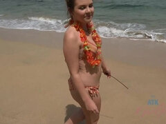 아마추어, 무대 뒤에서, 큰 가슴, 비키니, 오랄섹스, 크림파이, 보지, 바이브레이터