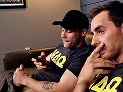 Universitet, Par, Sovsal, Homosexuell, Onani, Muskel, Tatuering