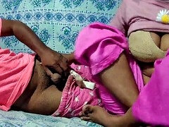 18 éves, Biszexuális, Pár, Indiai, Orgazmus, Filigrán alkatú, Tini, Régebbi évjáratú pornó