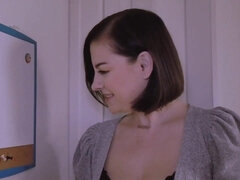 Lesbian Threesome Sleepover: 18yo Teens seduced by Slutty StepMom - Vanna Bardot