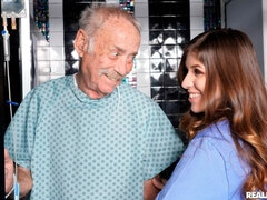 素人, デカ尻, デカチン, デカパイ, フェラチオ, バック, 異人種間, ティーン