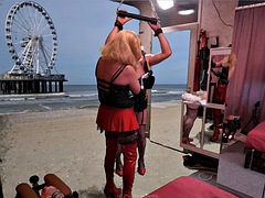 Mamada, Fetichismo travestista, Holandés, Lencería, Pezones, Transexual, Nalgadas, Vibrador