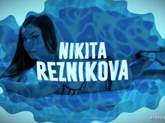 Stor stjärt, Stor kuk, Avsugning, Brunett, Doggystyle, Slick, Milf, Fitta