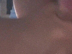 Grosse bite, Sucer une bite, Couple, Tir de sperme, Branlette thaïlandaise, Fait maison, Fille latino, Seins flasques