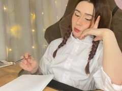 Wild college girl skips homework for some solo fun instead