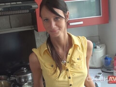 Amatéři, Kuřba, Na pejska, Honění, Homemade, Kuchyně, Teenka, Vlhká