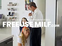 Bikini, Ældre lækkre kvinde, Creme tærte, Ansigt sidde, Ældre kvinde, Mor jeg gerne vil kneppe, Skrige