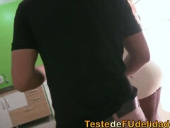 Amatéri, Veľký zadok, Veľké kozy, Brunetka