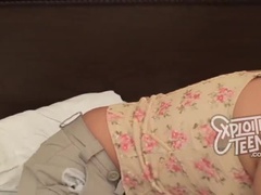 Audition, Grosse bite, Gros seins, Brunette brune, Grosse, Première fois, Pov, Adolescente