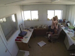 Avalon & Emerald: Hairy, Redhead Lesbian Mine Encounters