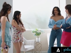 Clitóris, Lésbica, Mãe gostosa, Baixinhoa, Madrasta, Chupar, Adolescente, Sexo grupal a três