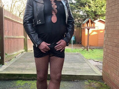 Amatéri, Britskej, Masturbácia, Milf  mčbp, Vonku, Pissing, Sólo, Stockings