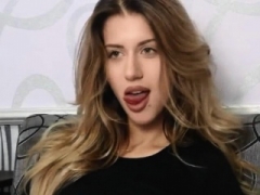 Brunetka, Masturbace, Sólo, Kozičky, Webkamera