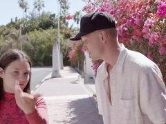 Boquete, Morena, Jato de porra, Lambendo, Xoxota, Raspar depilar, Adolescente