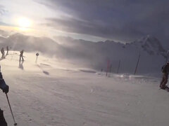 Amatööri, Suihinotto, Spermaa suussa, Spermashotti, Syväkurkku, Nännit, Ulkona, Niellä