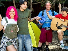 Veľký zadok, Veľké péro, Veľké kozy, Kuřba, Na psíka, Vonku