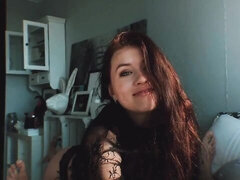 Pompino, Brunetta, Venire in bocca, Schizzo di sborra, Leccata, Mutandine, Punto di vista pov, Rasata