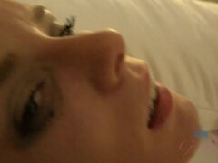 Amatorka, Blondynka, Obciąganie, Palcówka, Obciąganie stopami, Dziewczyna, Punkt widzenia, Chudy