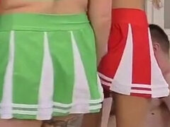 Amatör, Blondin, Cheerleader, Sperma shot, Ansikte sitter, Ansiktsbehandling, Gangbang, Orgie