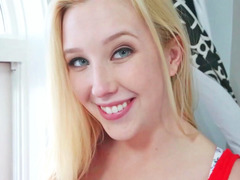 18, Spalnica, Velika rit, Blondinka, Busty, Kurac, Samozadovoljevanje, Voajer