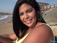 Pisello, Enorme, Latina, All'aperto, Piscina   biliardo, Pubblico, Capelli corti, Tette