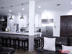 Bundão, Peitos grandes, Boquete, Peituda, Hd, Cavalgar, Adolescente, Sexo grupal a três