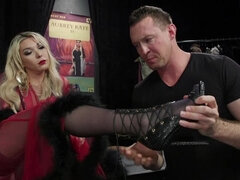 Anál, Zadok k puse, Blondína, Hlboký orál, Péro, Spodná bielizeň, Svaly, Vyholené