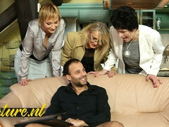 Blondinka, Češka, Doggystyle, Dva para, Gangbang, Zrela, Orgija, Igrače