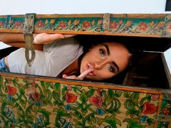 Большая жопа, Большой член, Минет, Брюнетки, Натуральные сиськи, Крошечные, Молоденькие, Сиськи