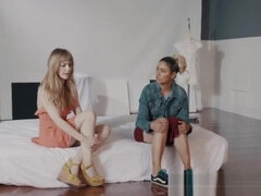 Blond, Pijpbeurt, Rondborstig, Diep in de keel, Fetisj, Lesbisch, Natuurlijk, Tiener