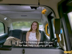 Amateur, Voiture, En levrette, Seins naturels, Huilée, Pov, Fessée, Mouillée