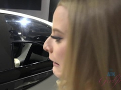 Amateur, Blonde, Sucer une bite, Petite amie, De plein air, Petite femme, Pov, Nénés