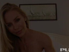Nicole Aniston treats a dude like a pornstar