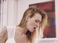 Blond, Bruinharig, Tatoeage, Trio