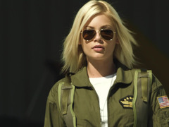 Bionda, Pompino, Nudi, Uniforme