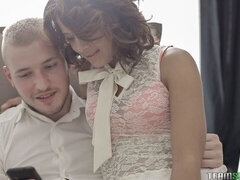 Arsch, Blondine, Blasen, Hundestellung, Küssen, Lecken, Tätowierung, Jungendliche (18+)