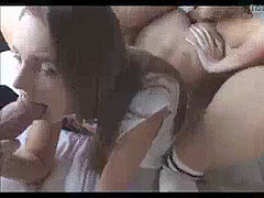 Sucer une bite, Le plan cul à quatre, Groupe, Adolescente